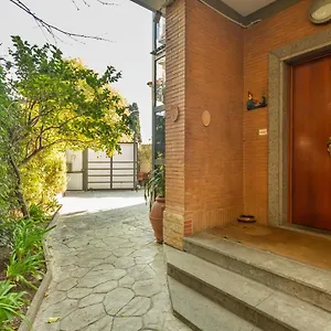 St Peter's Spacious 4 Bdr With Private Parking Rome