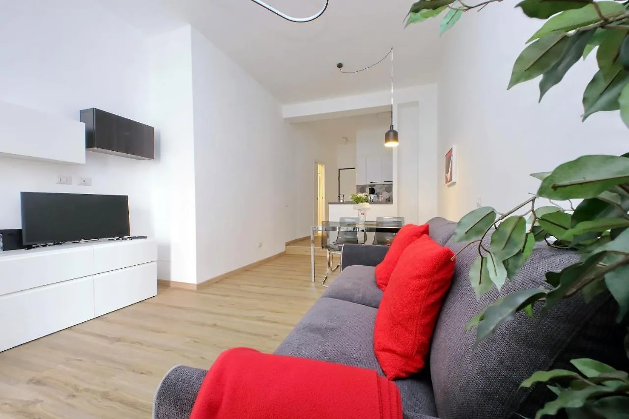 4Bnb - Cozy Albornoz Flat Rome Italy