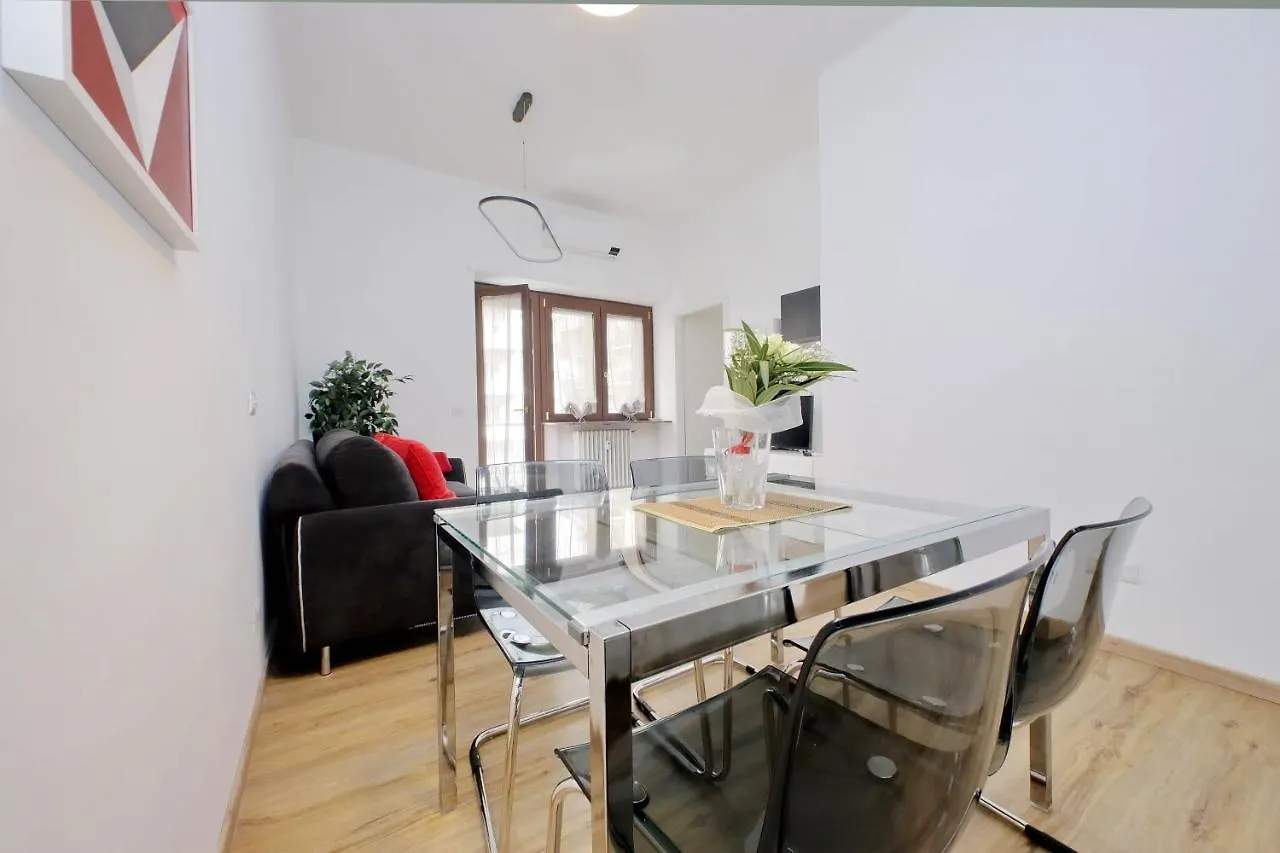 4Bnb - Cozy Albornoz Flat Rome 0*,  Italy