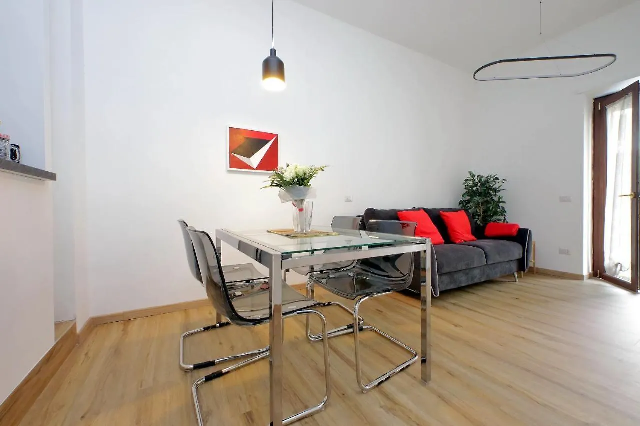 4Bnb - Cozy Albornoz Flat Rome 0*,