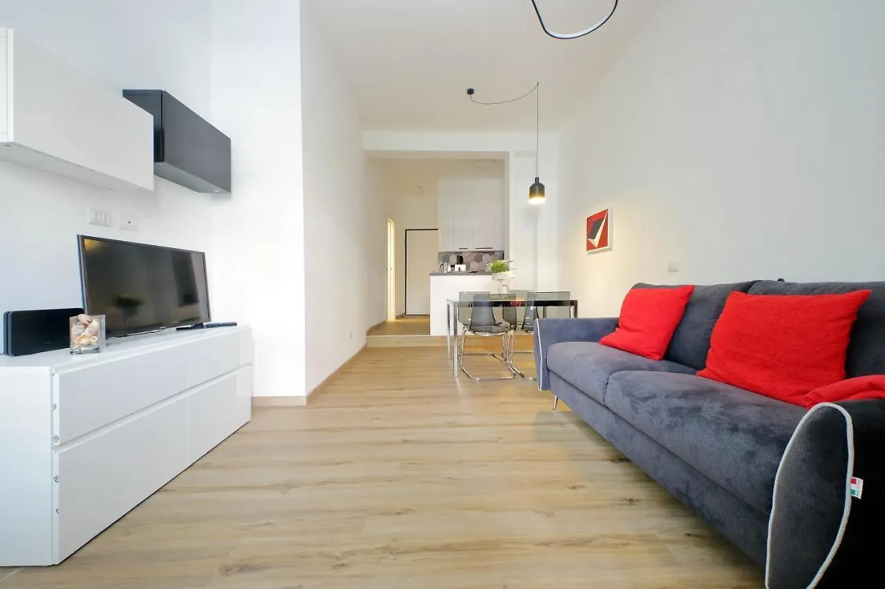 Apartment 4Bnb - Cozy Albornoz Flat Rome Italy
