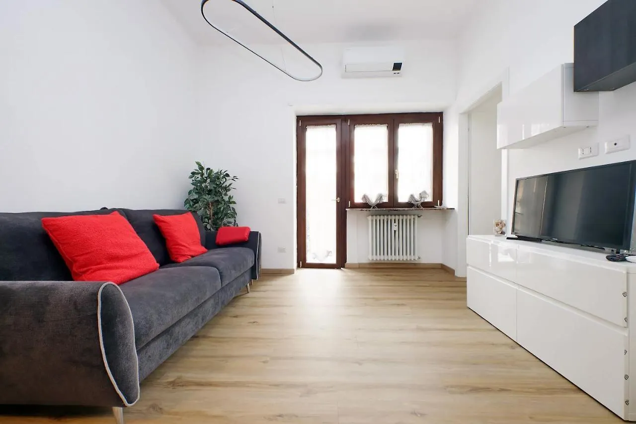 4Bnb - Cozy Albornoz Flat Rome