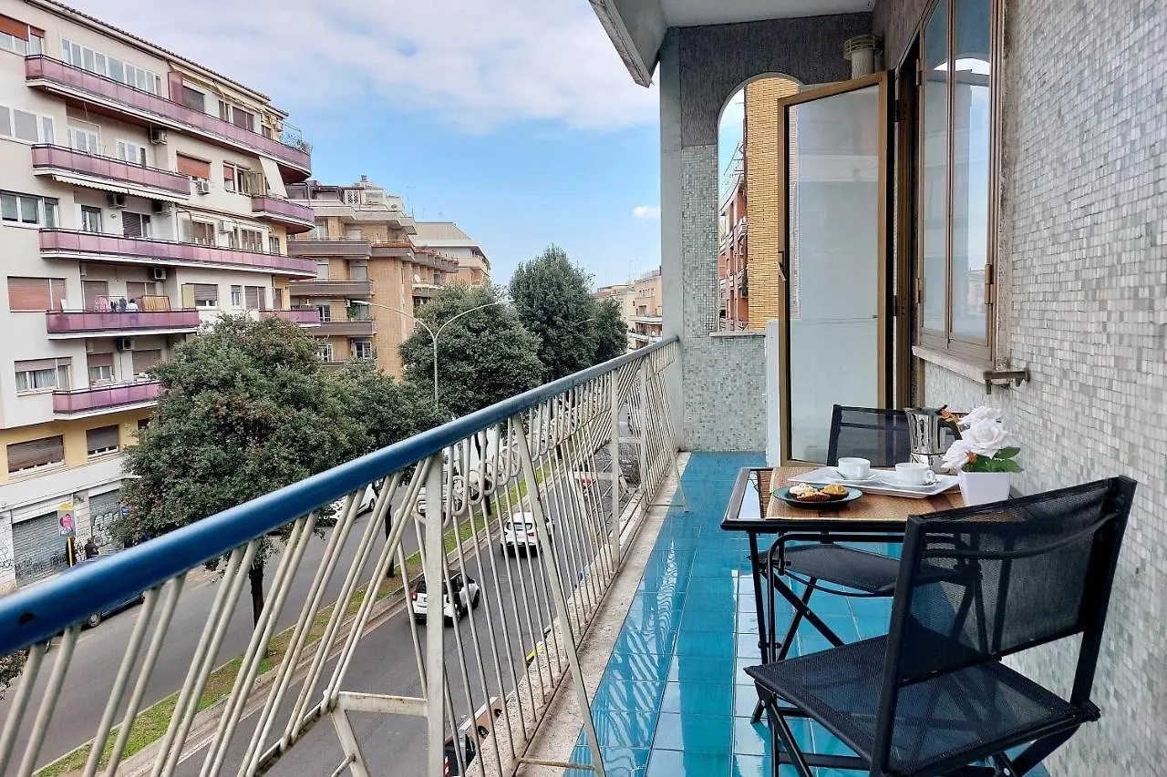 Apartment 4Bnb - Cozy Albornoz Flat Rome