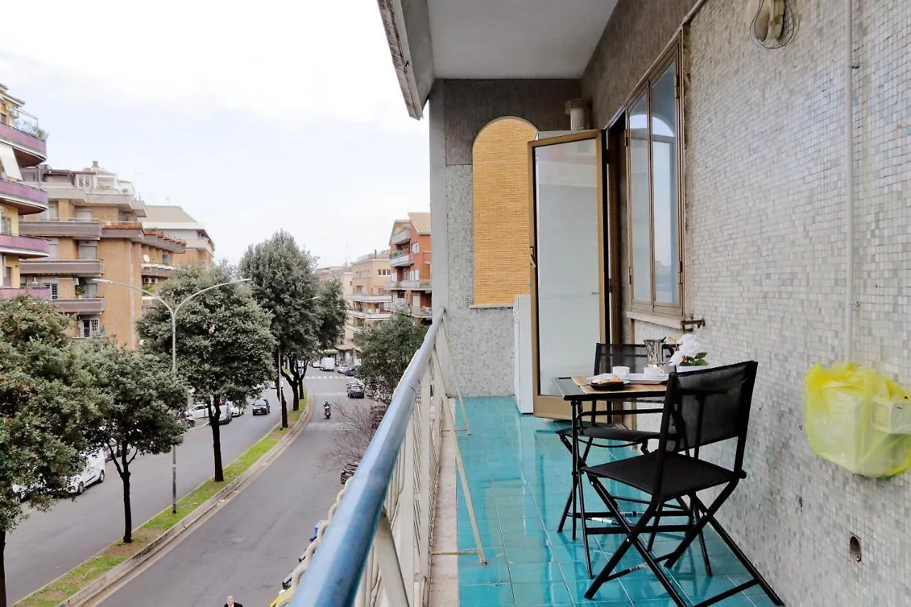 4Bnb - Cozy Albornoz Flat Rome Apartment