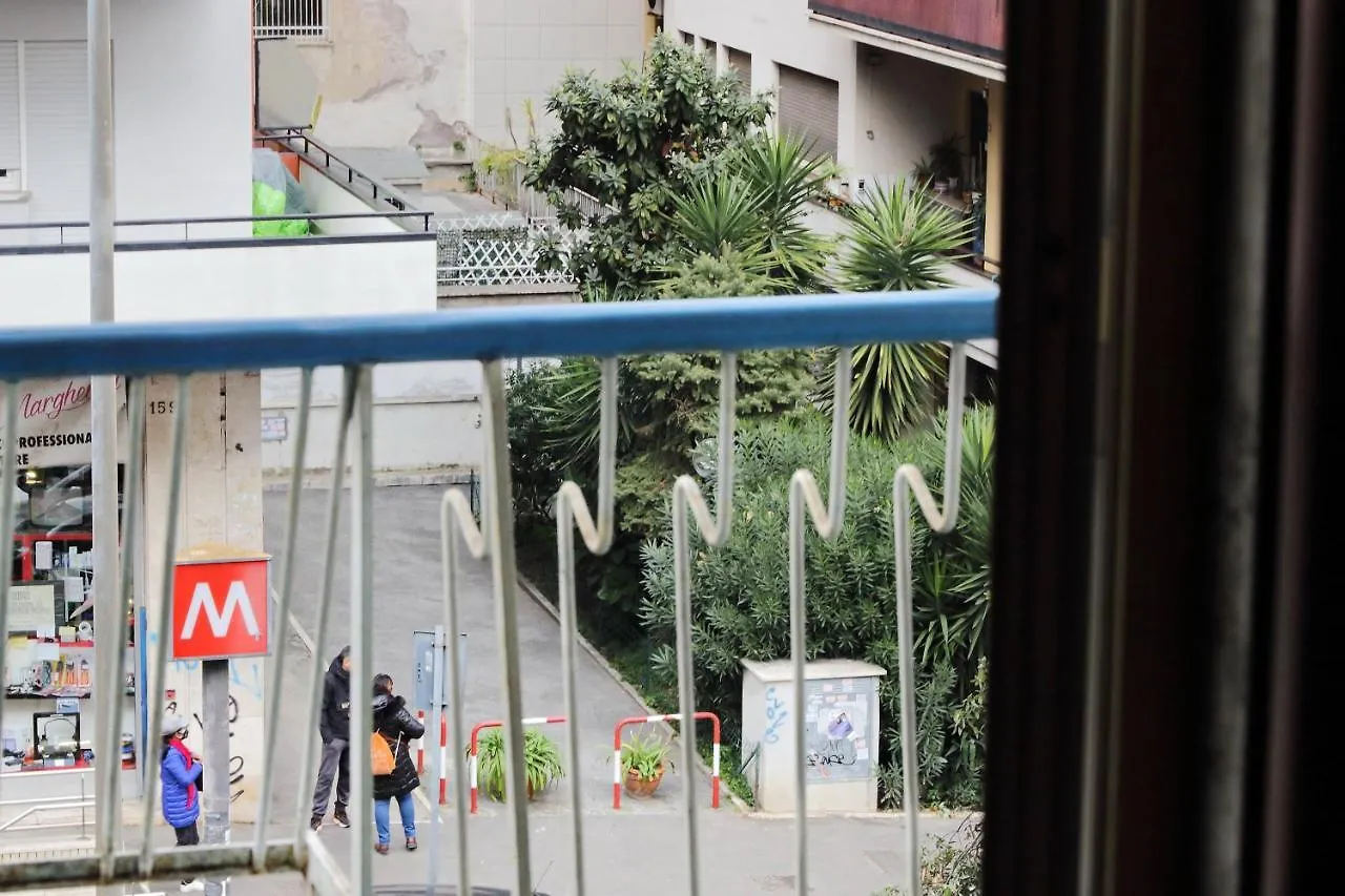 4Bnb - Cozy Albornoz Flat Rome 0*,  Italy